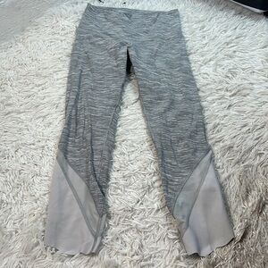 Lululemon Wunder Under Crop Scallop 23" Wee Are From Space